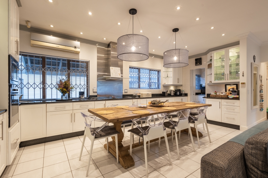 4 Bedroom Property for Sale in Lower Robberg Western Cape